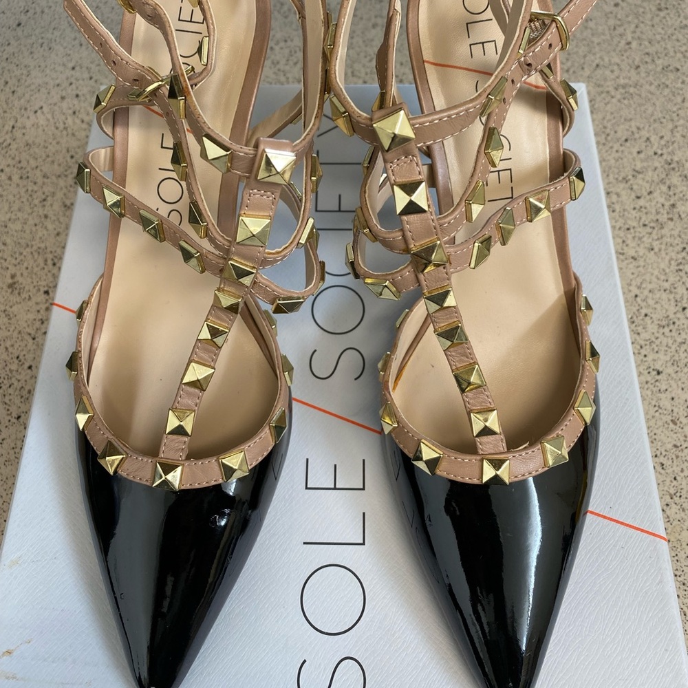 Sole Society So-Tiia black patent leather heels